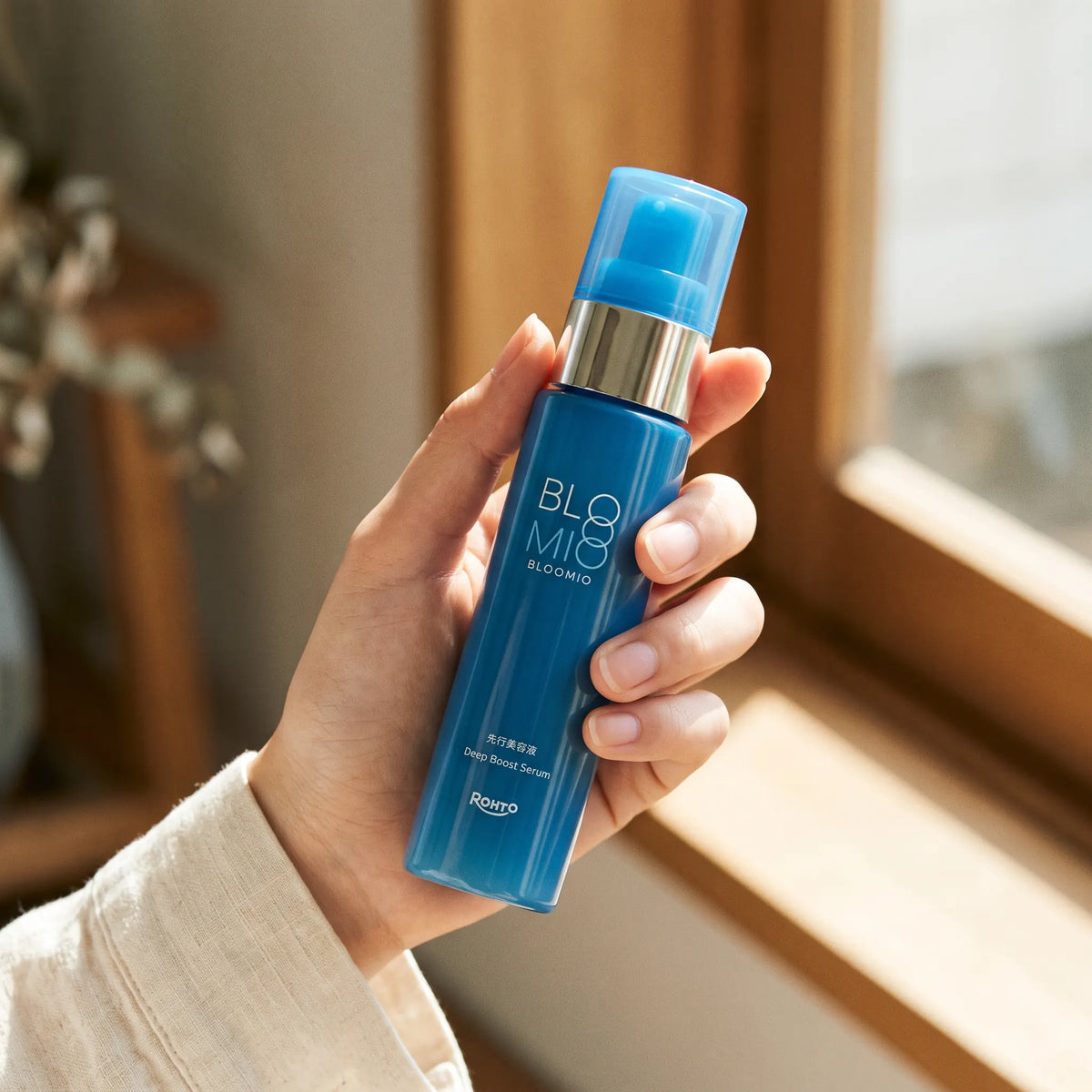 BLOOMIO Deep Boost Serum 50g — ON HAND lifestyle view