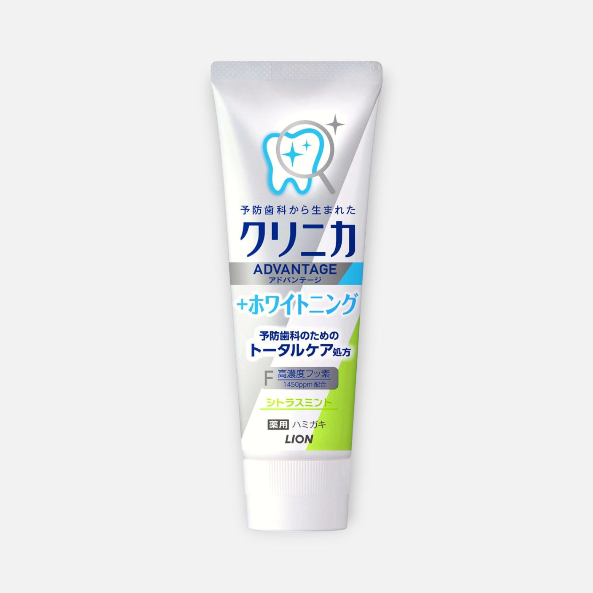 LION Clinica Advantage + Whitening Toothpaste 130g