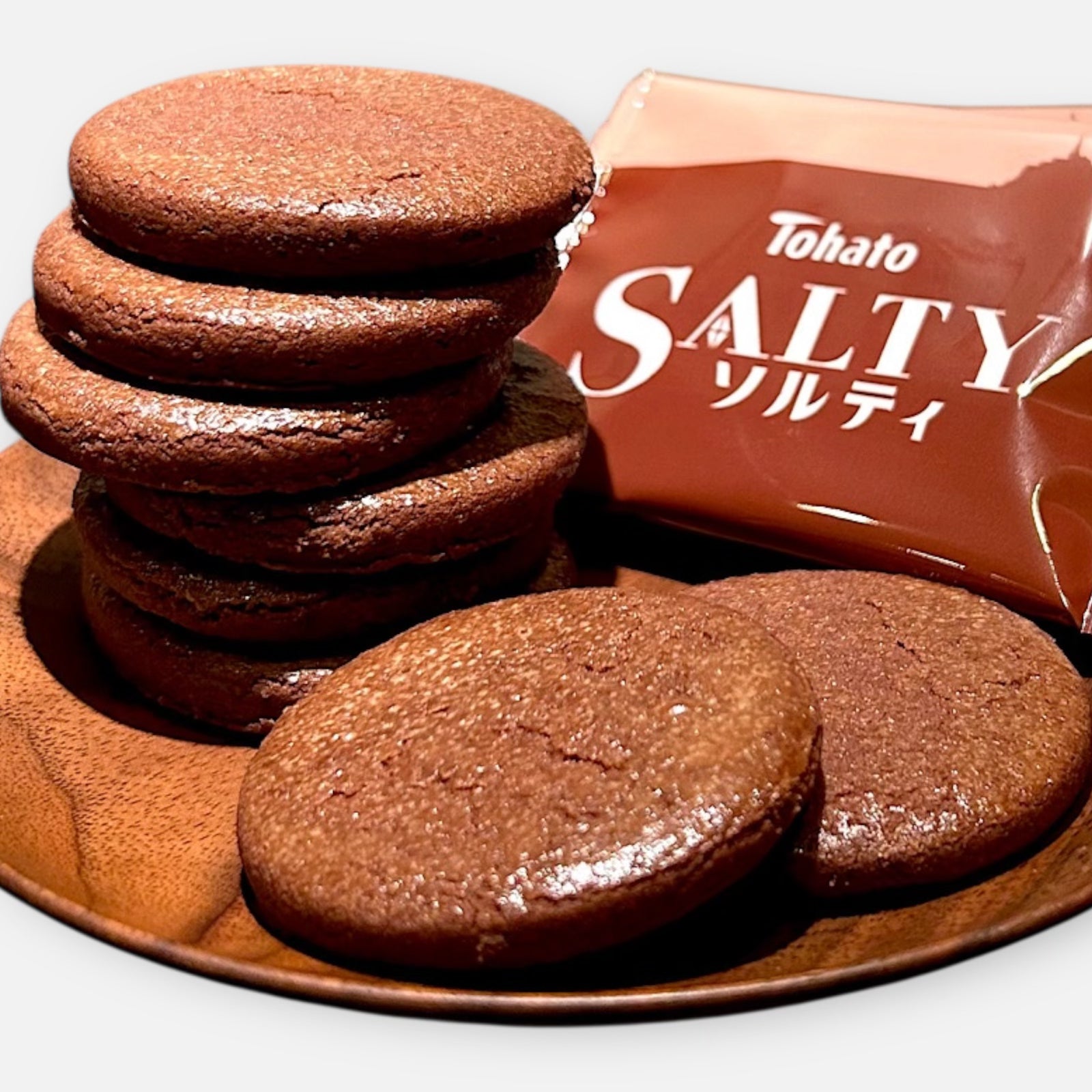 Tohato Salty Chocolat Biscuits (8 units)