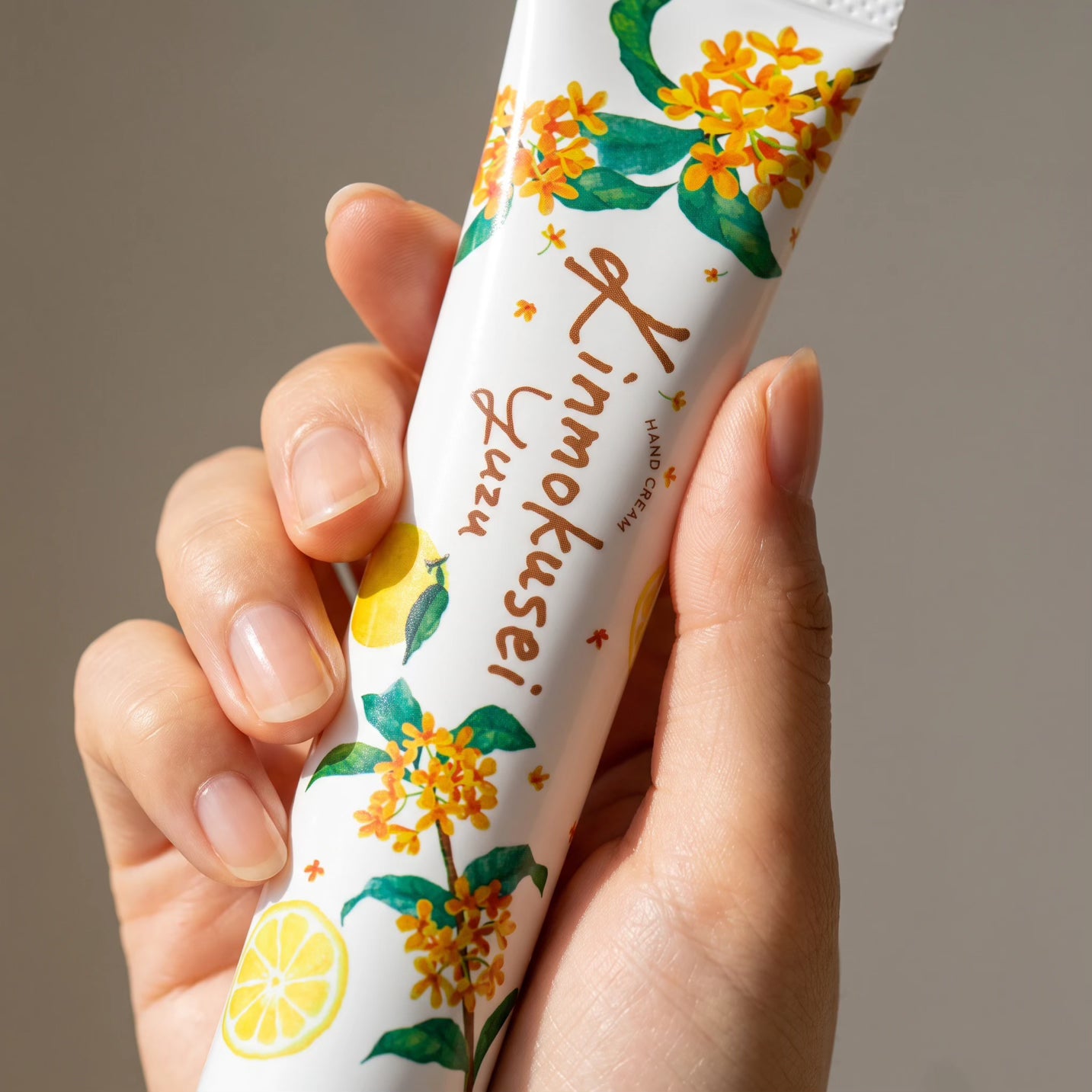 Daily Aroma Kinmokusei Yuzu Hand Cream 20g