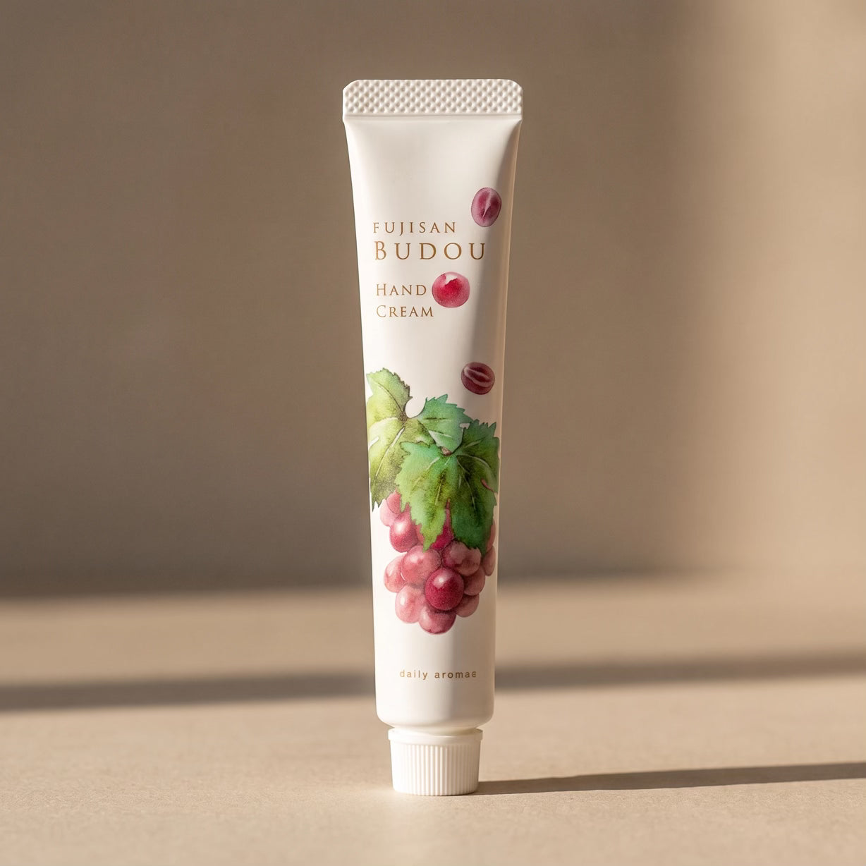 Daily Aroma Fujisan Budou (Grape) Hand Cream 20g/75g