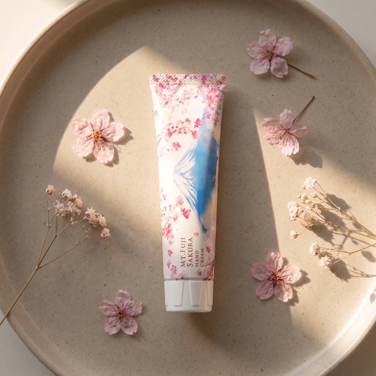 Daily Aroma Sakura Mt. Fuji Design (Cherry Blossom) Hand Cream 75g