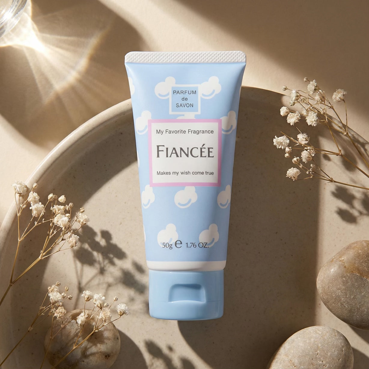 Fiancee Hand Cream (Parfum de Savon) 50g