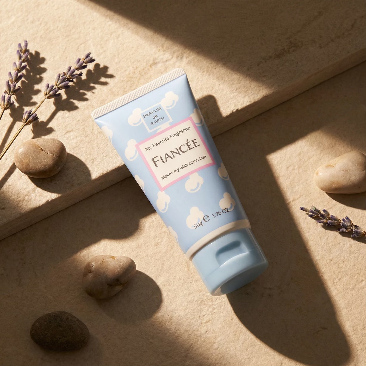 Fiancee Hand Cream (Parfum de Savon) 50g