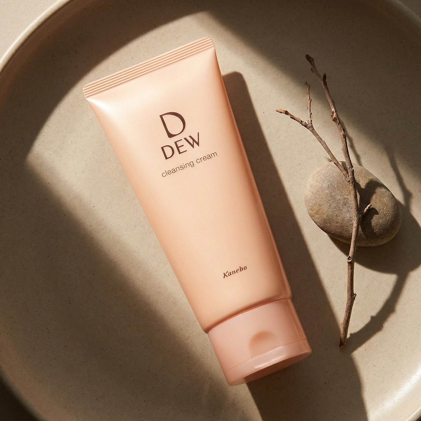 Kanebo DEW Cleansing Cream Makeup Remover 125g