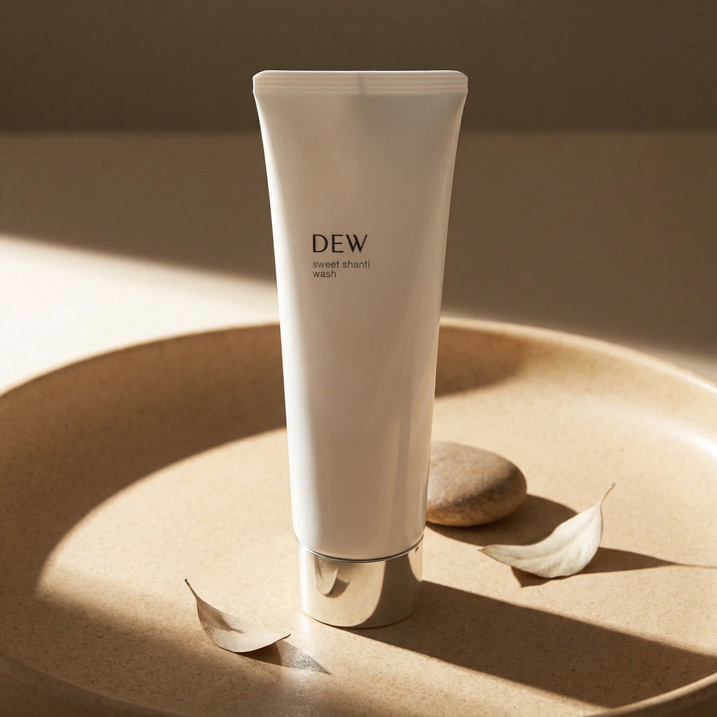 Kanebo DEW Sweet Shanti Wash 125g