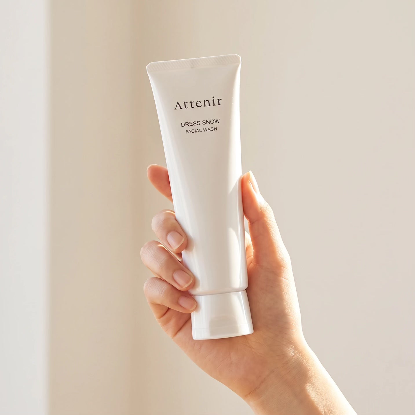 Attenir Dress Snow Facial Wash 120g