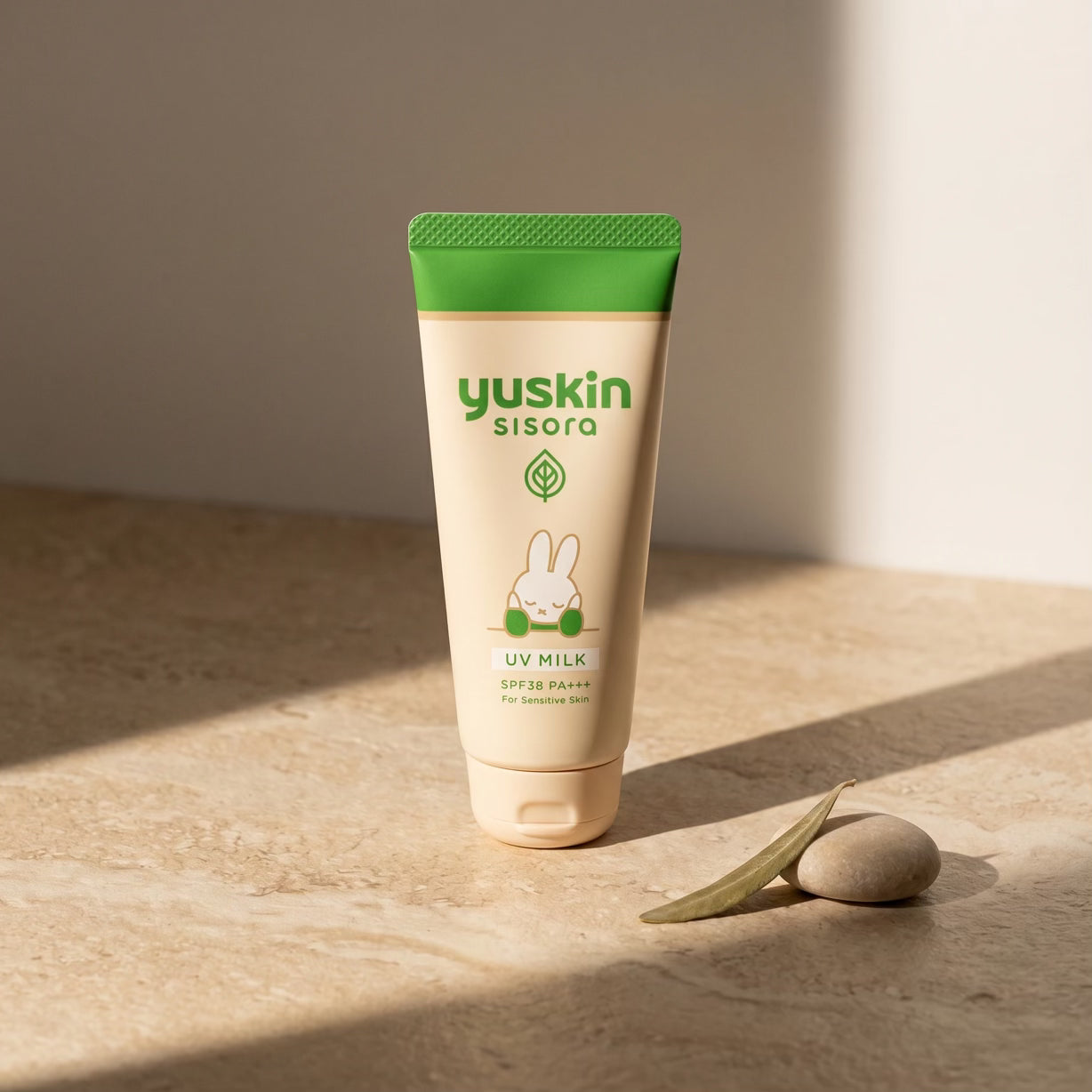 Yuskin Sisora UV Milk SPF 38 PA+++ 80g