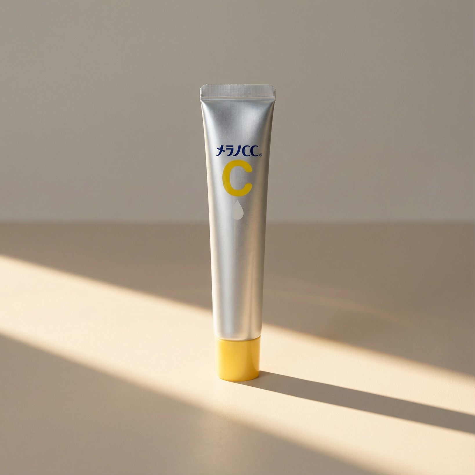 Melano CC Vitamin C Essence 20ml