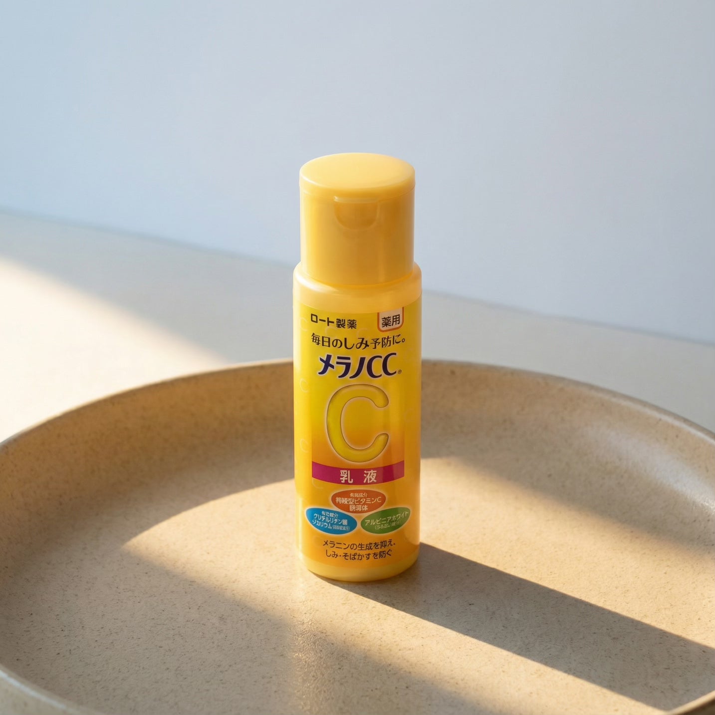 Melano CC Vitamin C Whitening Milky Lotion 120g
