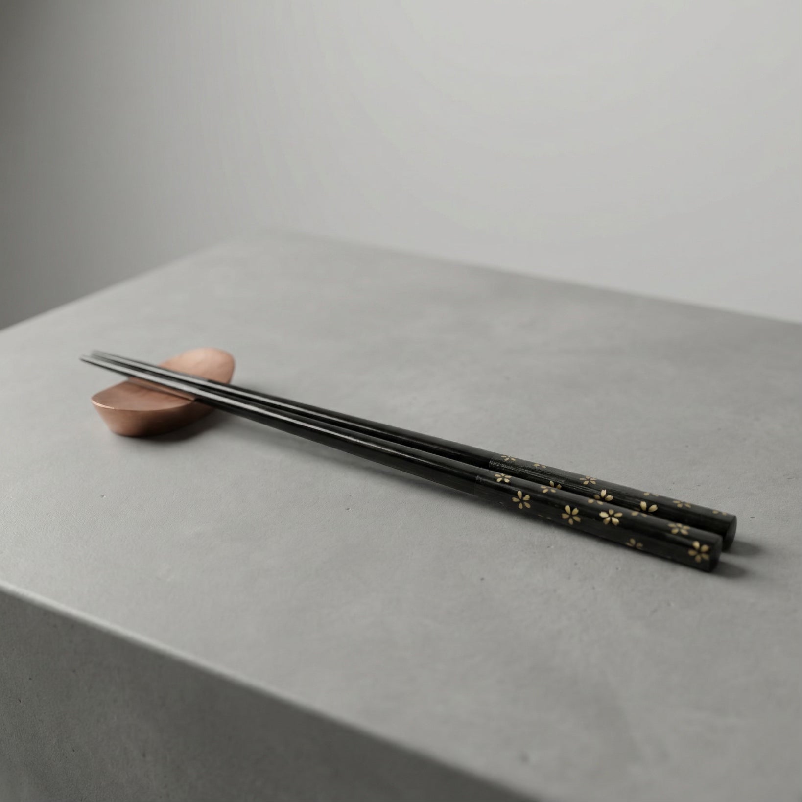 Daiso Natural Wood Small Golden Flowers Design Chopstick