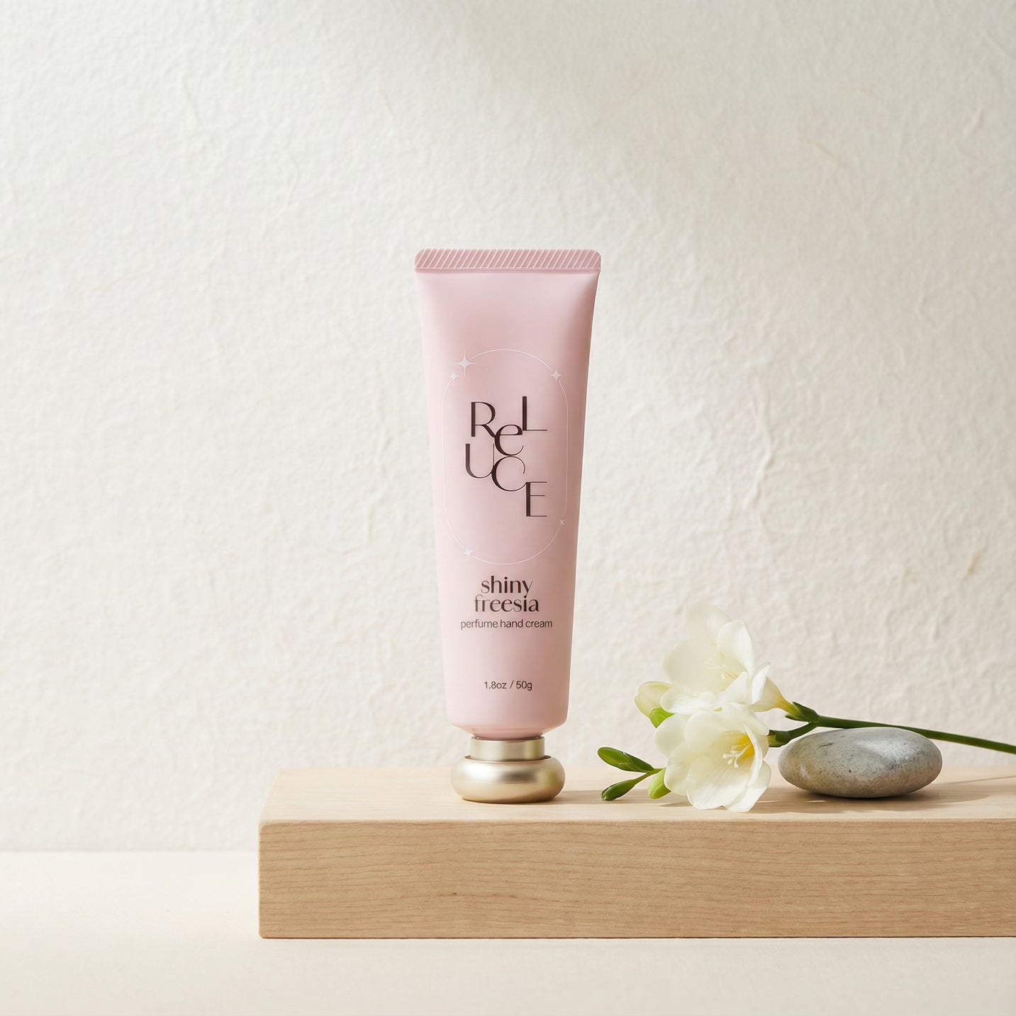 Reluce Perfume Hand Cream (Shiny Freesia) 50g
