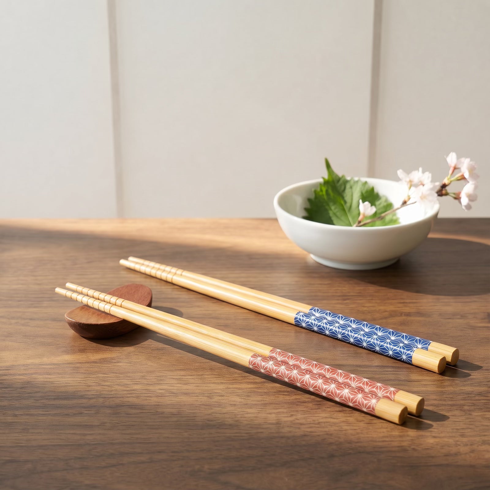 Daiso Natural Wood Chopsticks Red & Blue Pattern Design (2 Pairs Set) — GIFT DEFAULT
