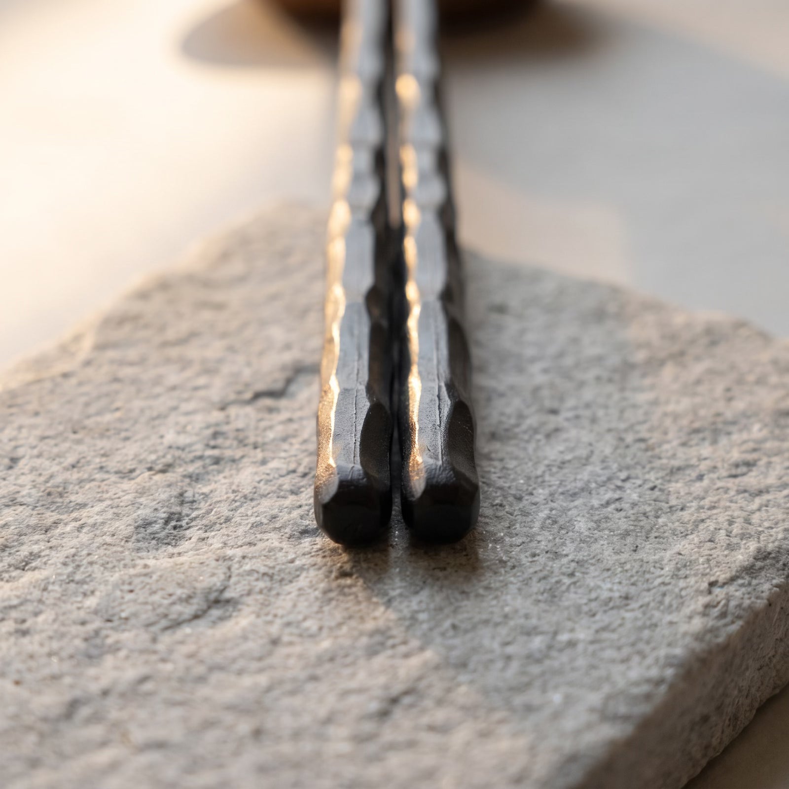 Daiso Rustic Style Chopsticks N88 (2 Pairs) — GIFT MACRO