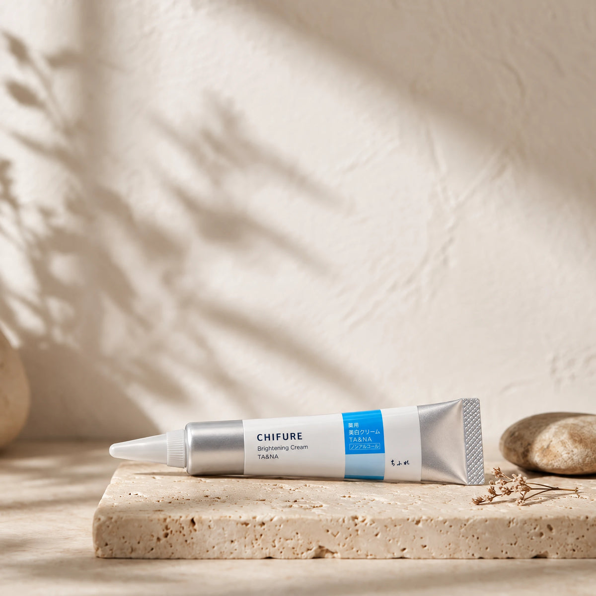 Chifure Medicated Brightening Cream TA & NA 20g — default