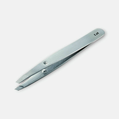 KAI Catch Tweezers With Storage Pouch