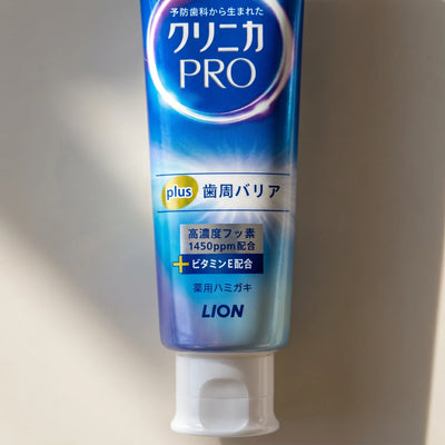 LION Clinica PRO + Gum Protection Barrier 95g