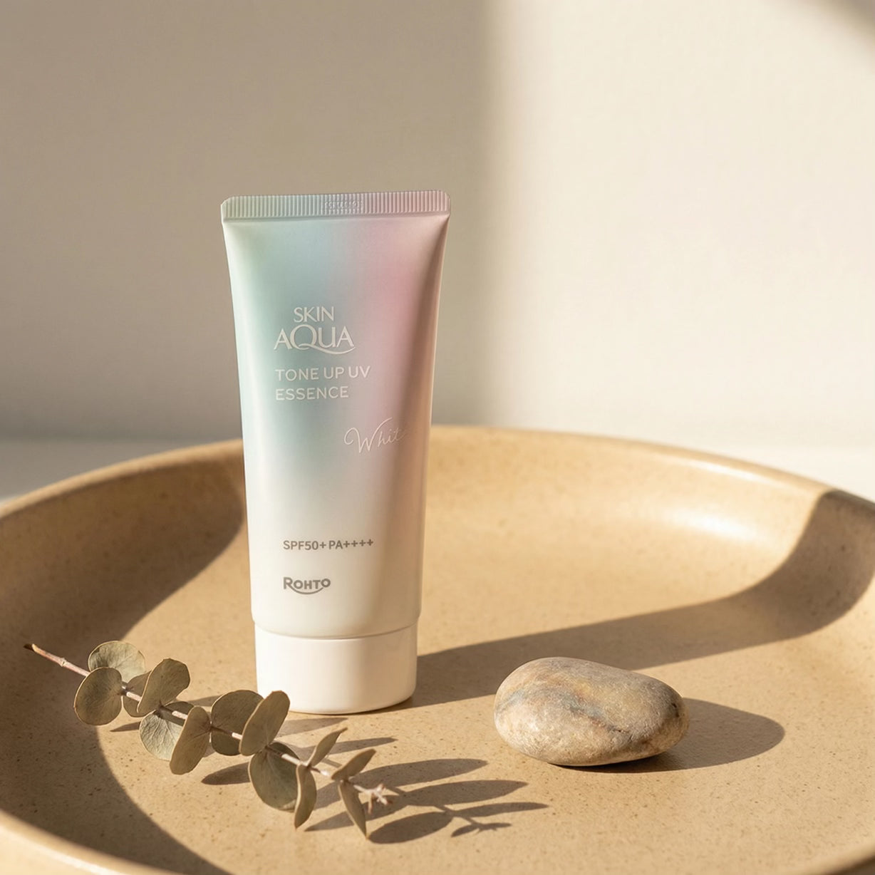 Skin Aqua Tone Up UV Essence White SPF 50+ PA++++ 70g