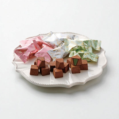 Meiji Melty Kiss Premium Chocolate Party Assort 121g