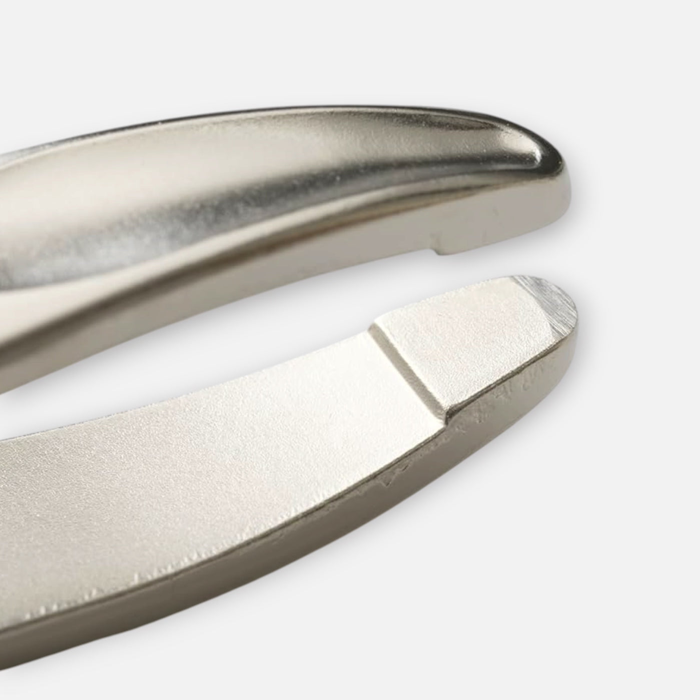 KAI Rounded Tip Precision Tweezers