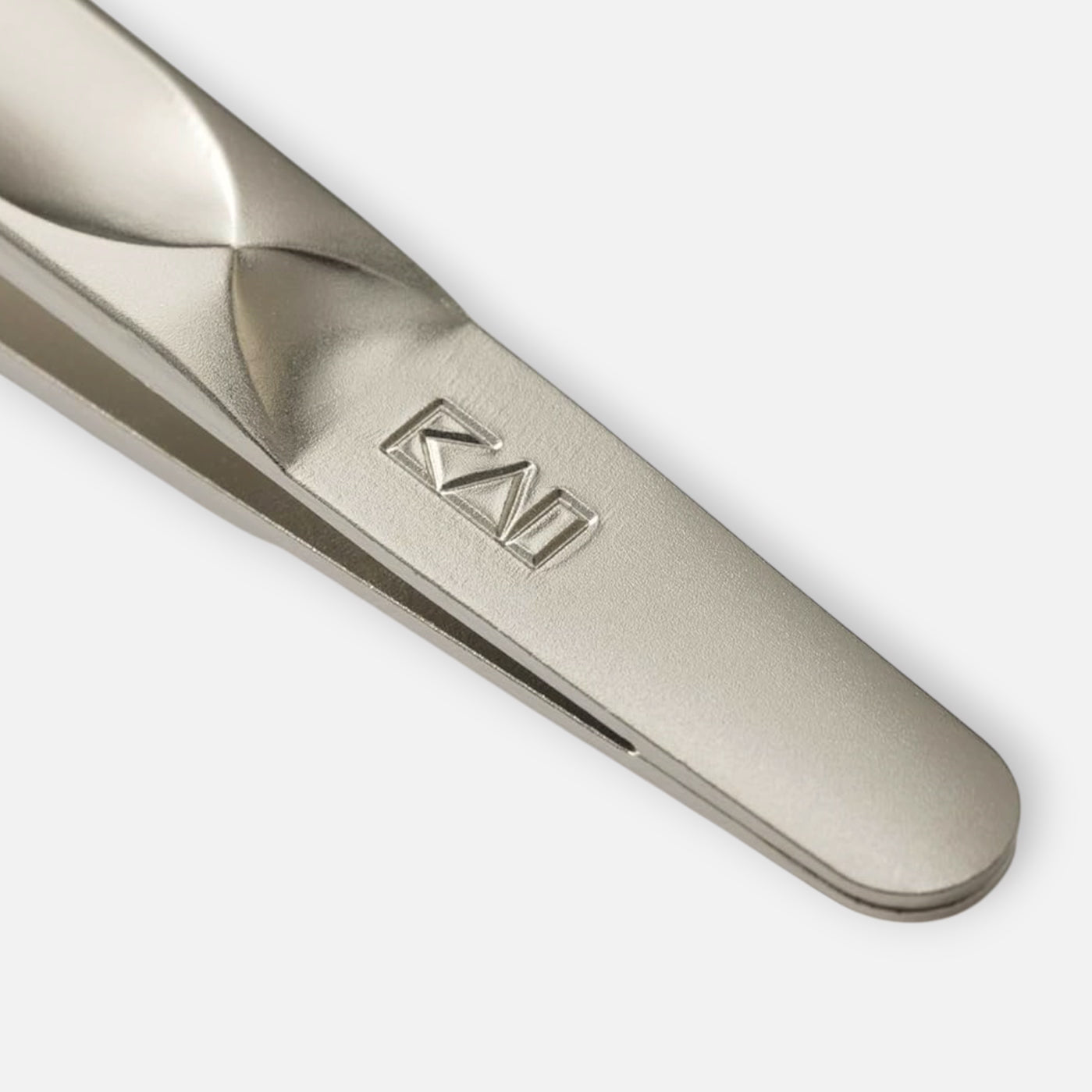 KAI Rounded Tip Precision Tweezers
