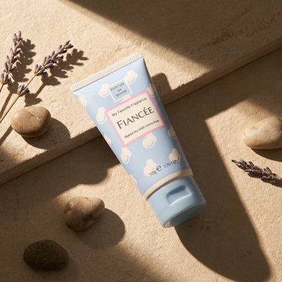 Fiancee Hand Cream (Parfum de Savon) 50g