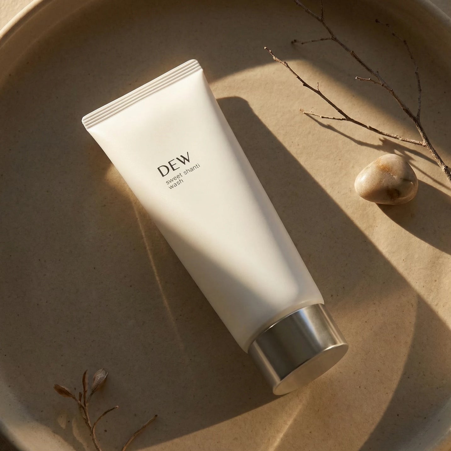 Kanebo DEW Sweet Shanti Wash 125g