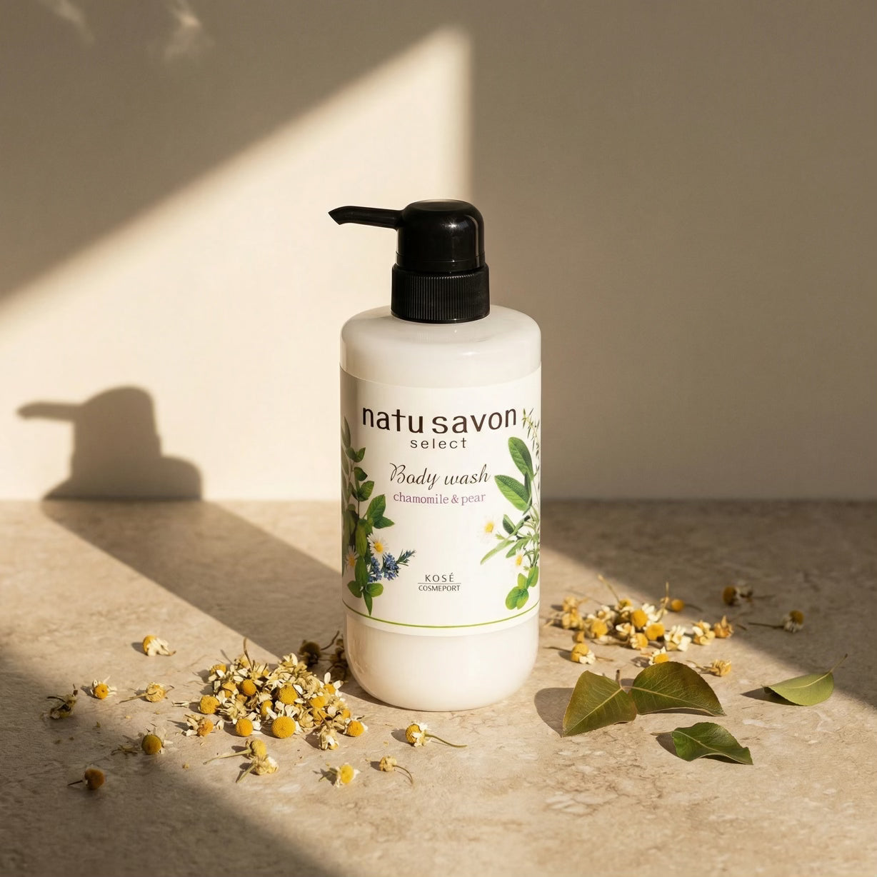 Kose Softymo Natu Savon Body Wash Chamomile & Pear 500ml