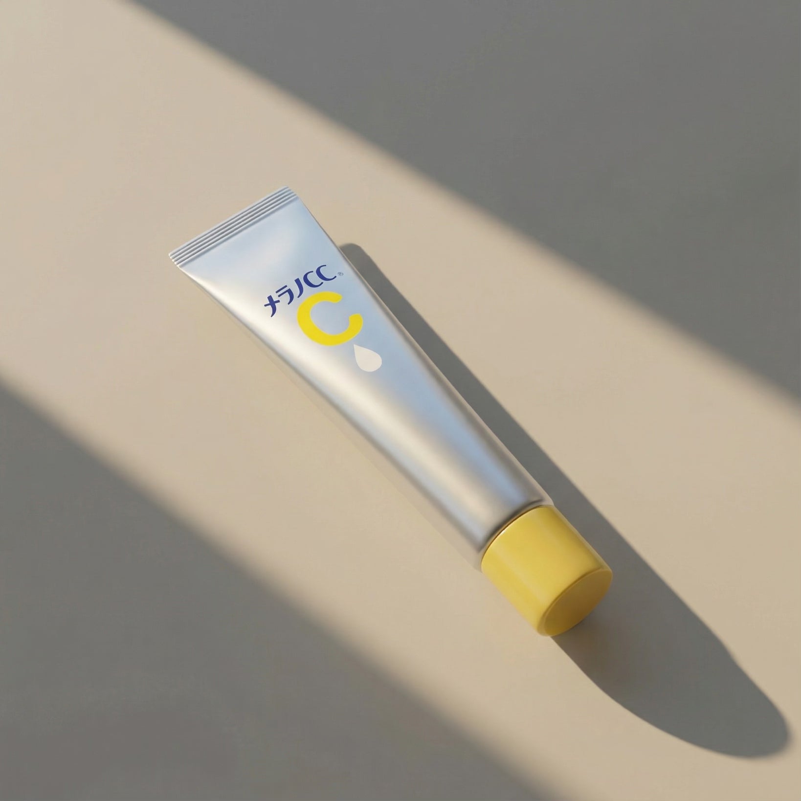 Melano CC Vitamin C Essence 20ml