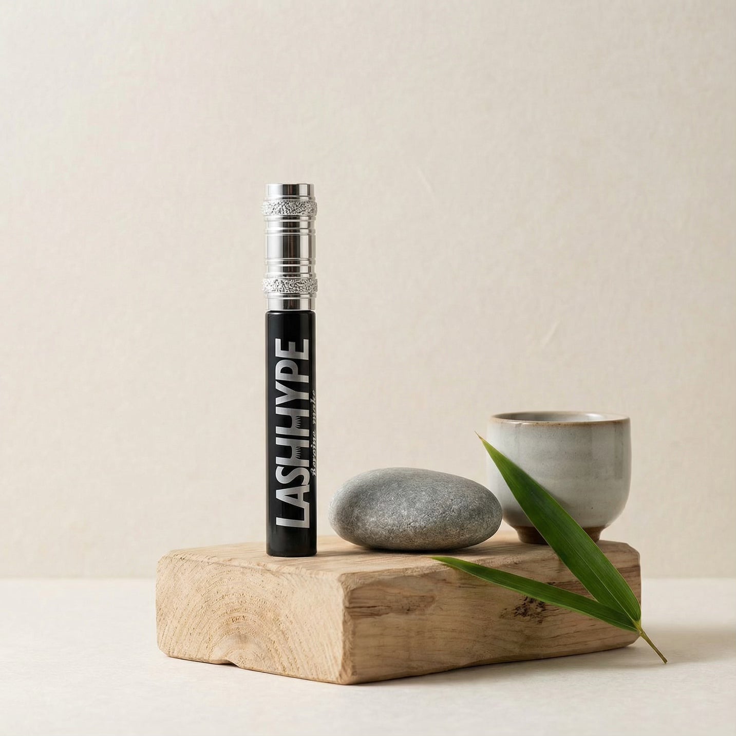 Kiss Me Heroine Premium Lash Hype (Black) 8g