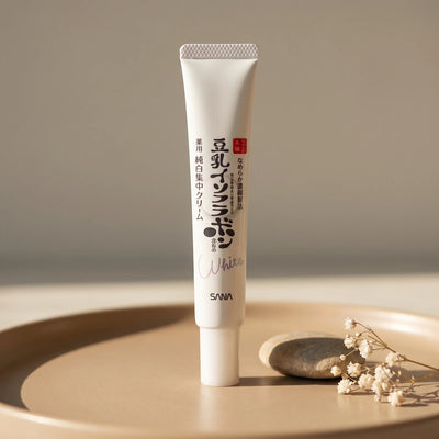 Sana Soy Isoflavones Whitening & Acne Care Spot Cream 19g