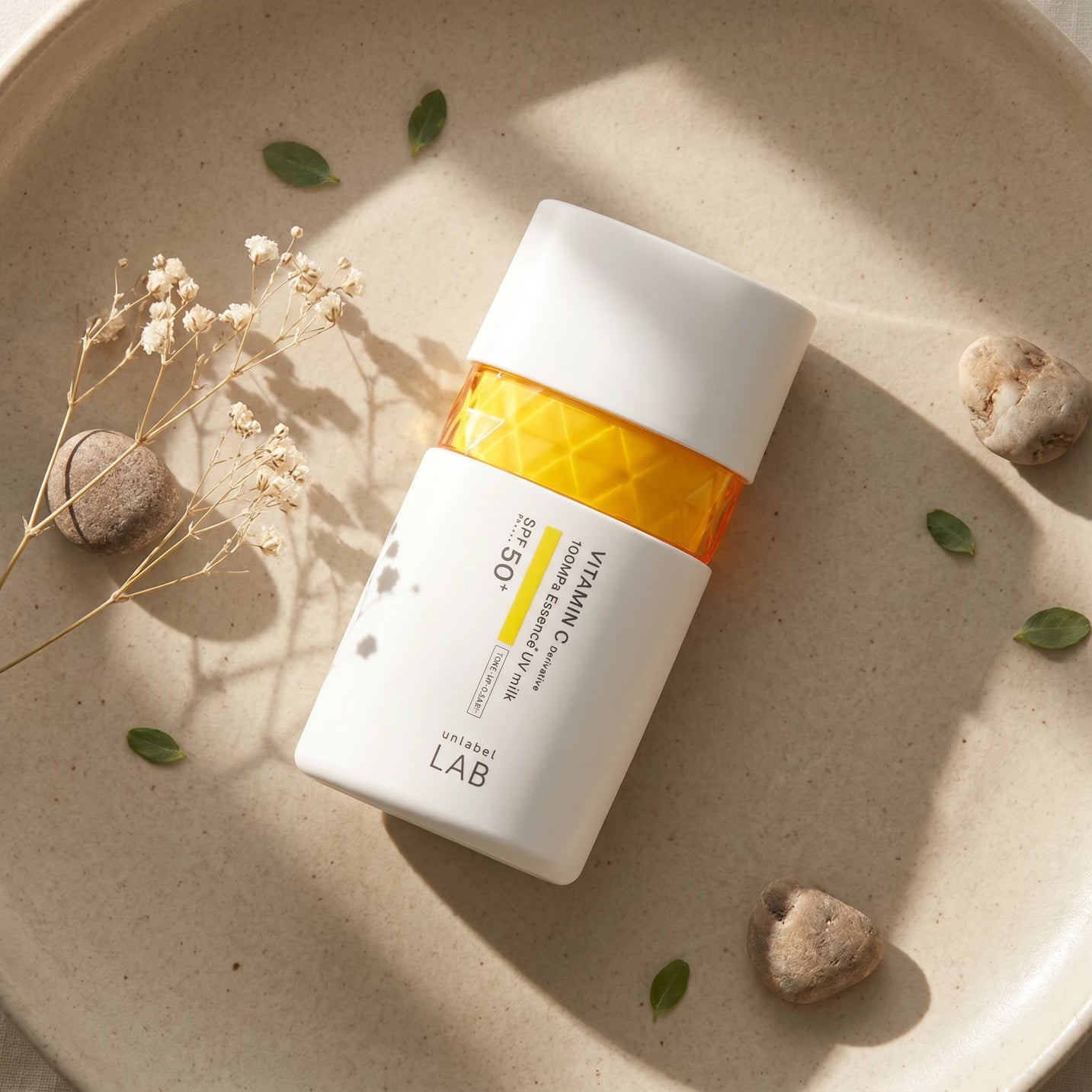 Unlabel LAB Vitamin C 100MPa Essence UV Milk SPF50+ PA++++ 50ml