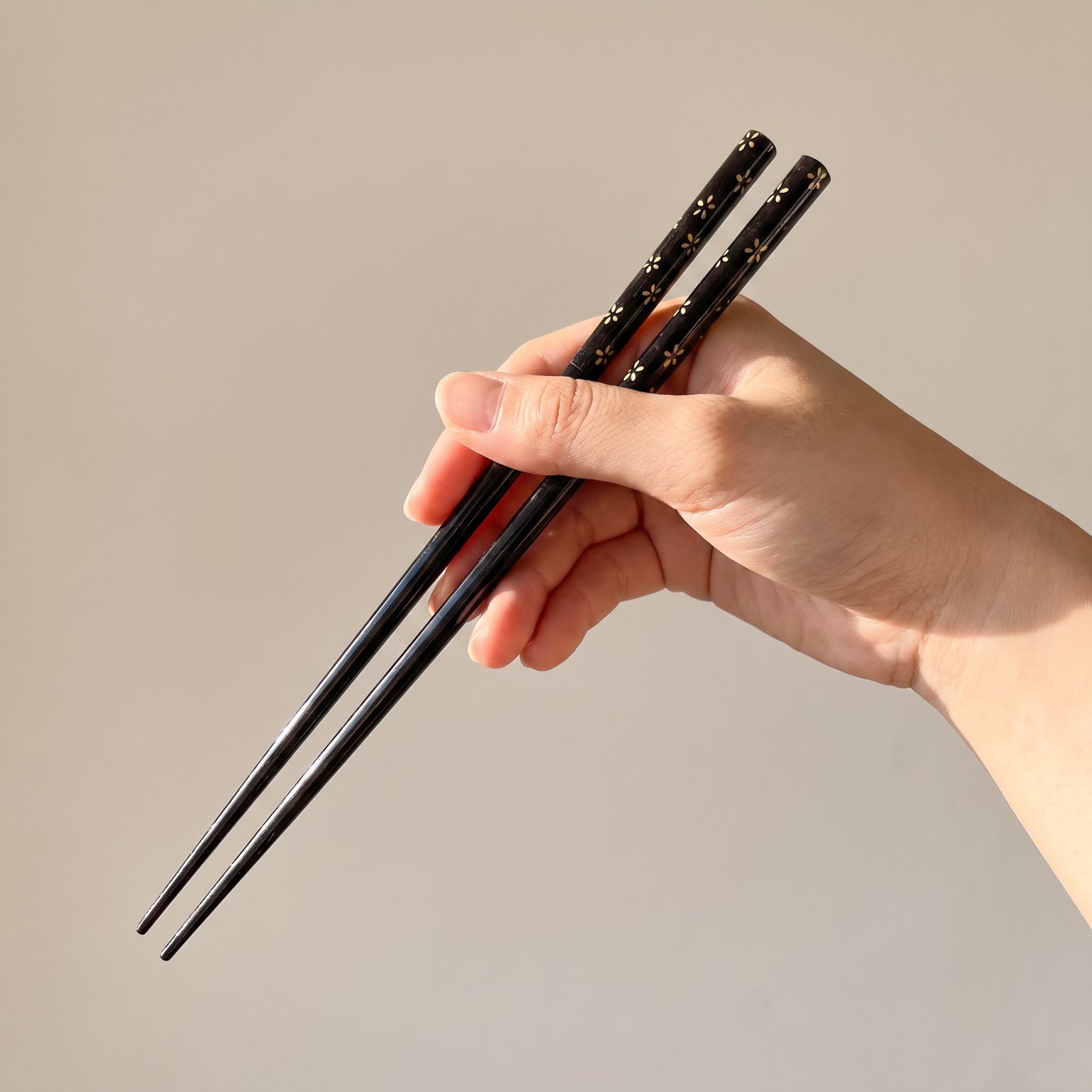 Daiso Natural Wood Small Golden Flowers Design Chopstick — GIFT ON HAND