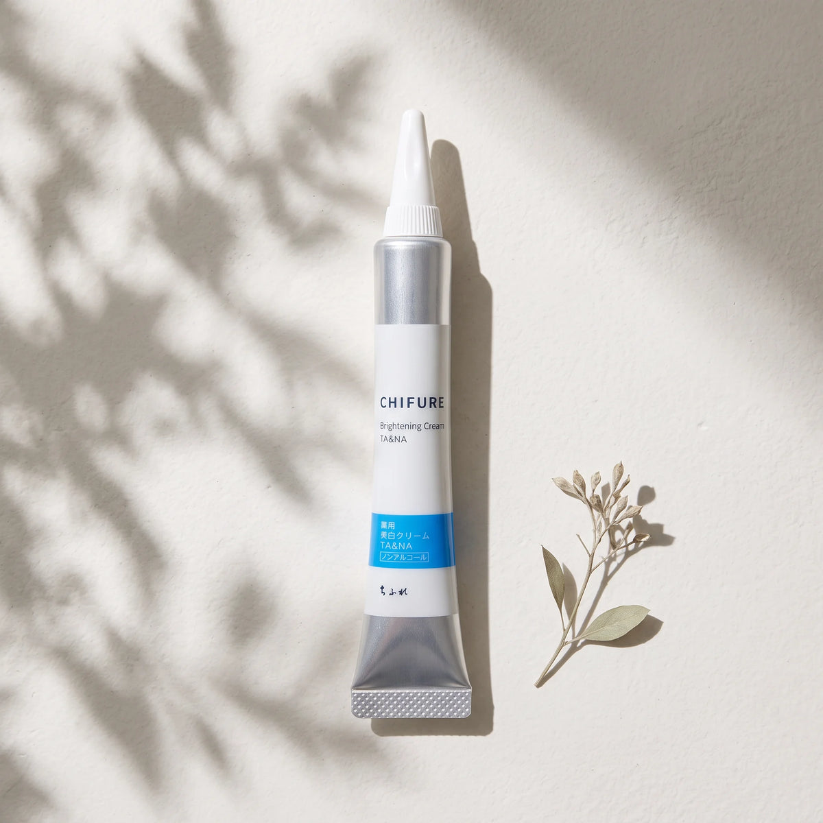 Chifure Medicated Brightening Cream TA & NA 20g — top-angle